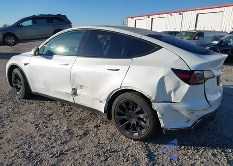 2021 Tesla Model Y Long Range Dual Motor All-Wheel Drive from USA, damaged, VIN 5YJYGAEE2MF188813